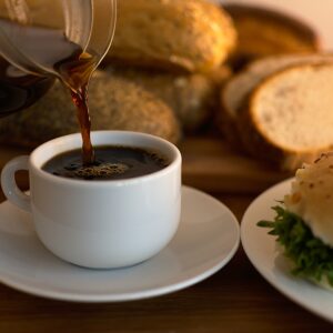 Suolainen kahvileipä ja kahvi/tee ravintolapalvelut suolaiset tarjoilut